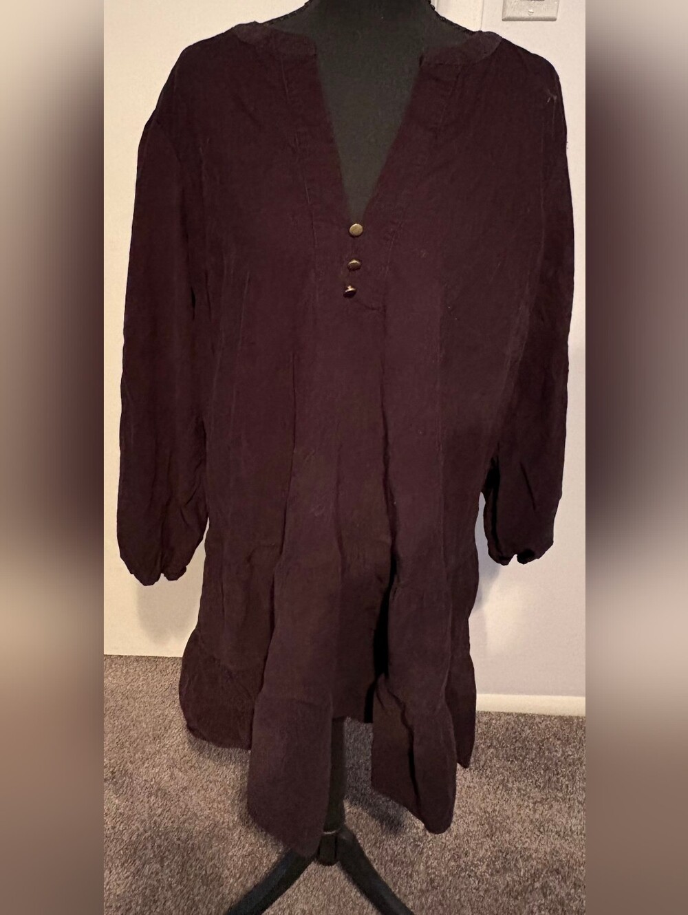 Relaxed Long-Sleeve Corduroy Tunic Dress in Black